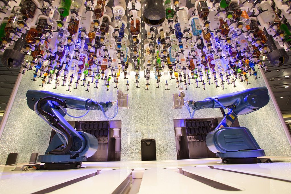 Quantum of the Seas: Bionic Bar