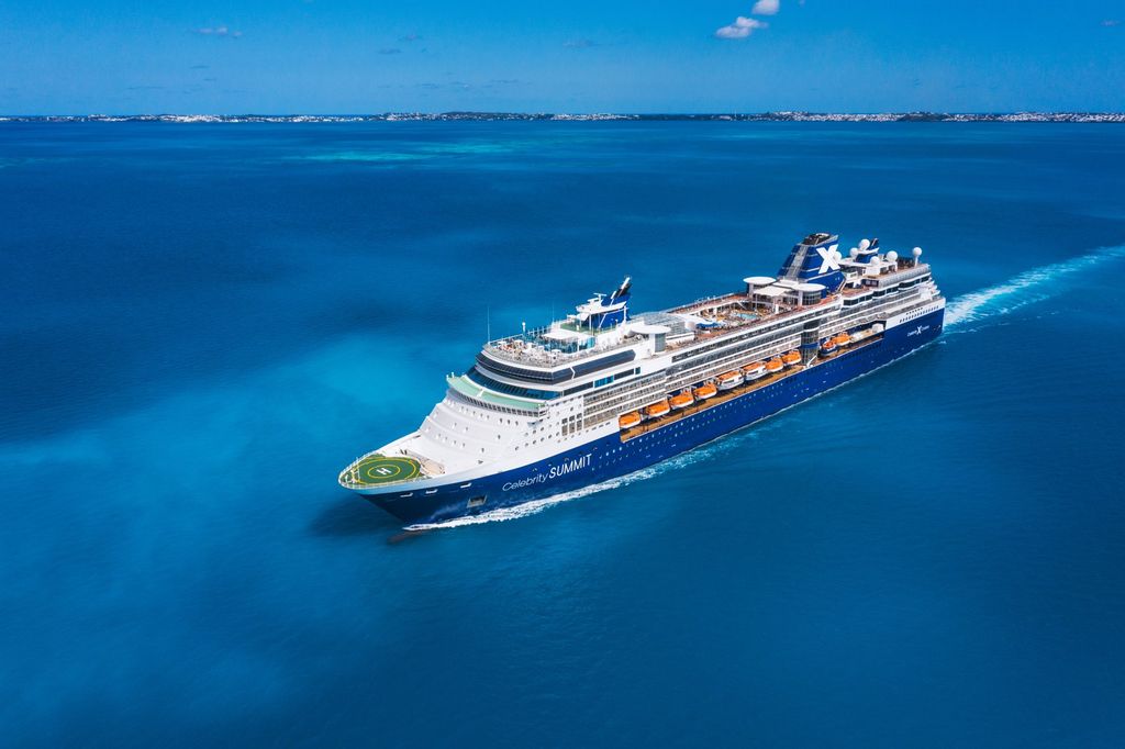 Celebrity Summit: El Celebrity Summit navegando