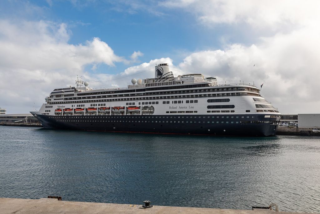 Funchal (Madeira): Crucero en el muelle de Pontinha