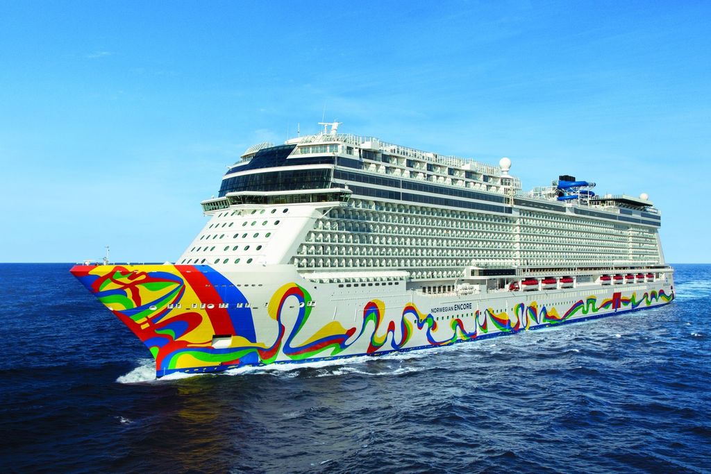 Norwegian Encore: Navegando