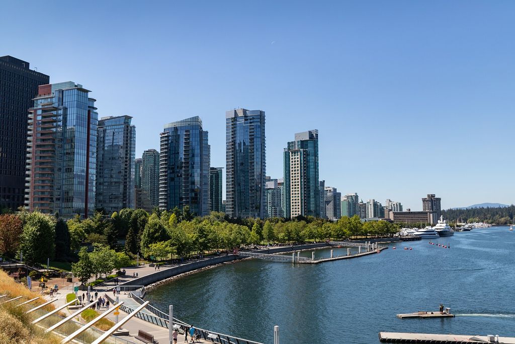 Vancouver: Coal Harbour and downtown Vancouver