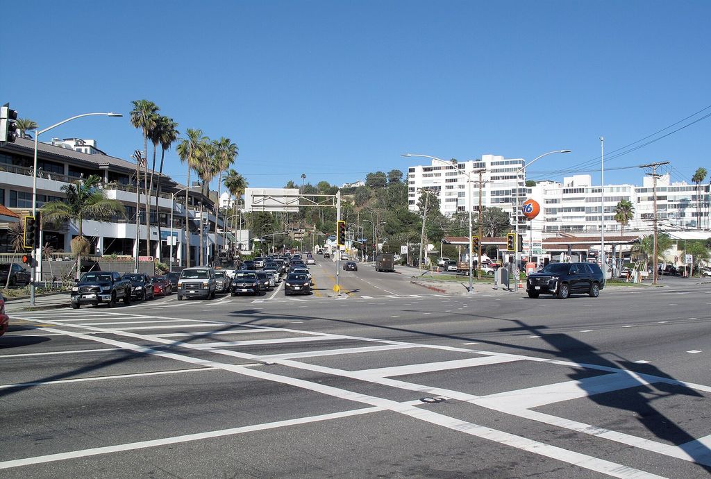 Sunset Boulevard: Donde Sunset llega a la Pacific Coast Highway