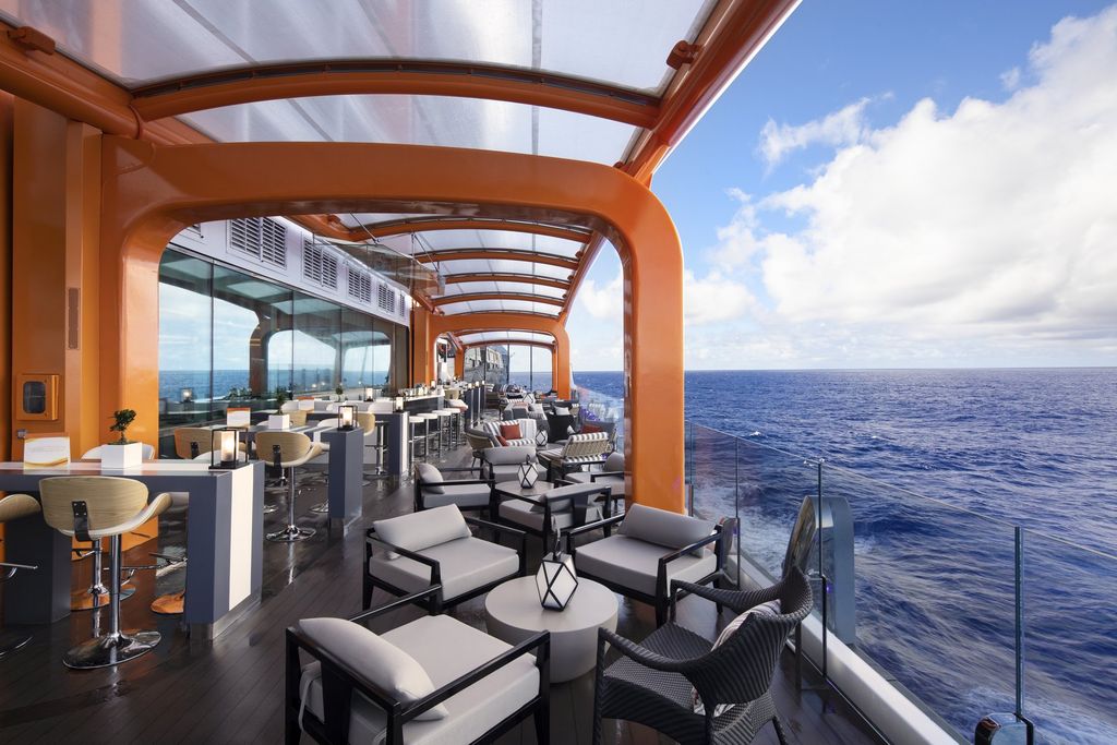 Celebrity Edge: El Magic Carpet