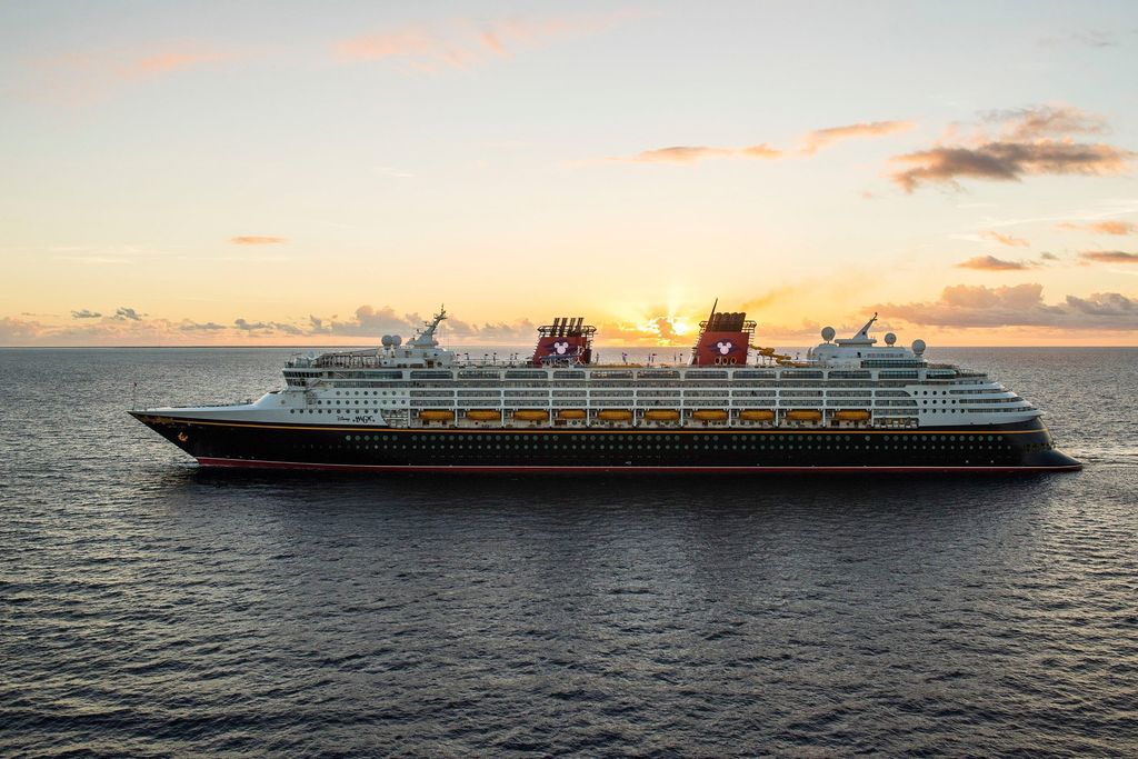 Disney Magic: El Disney Magic navegando