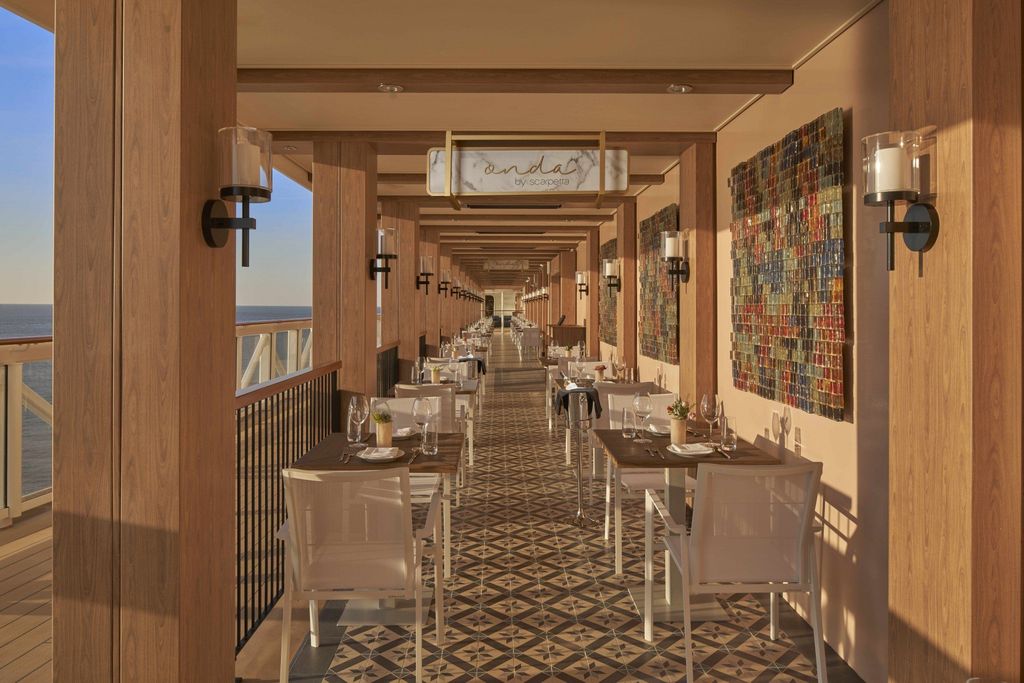 Norwegian Encore: Onda by Scarpetta