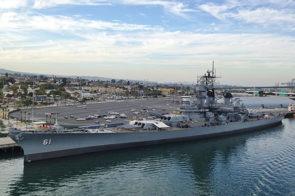 Los Ángeles: El acorazado USS Iowa en San Pedro
