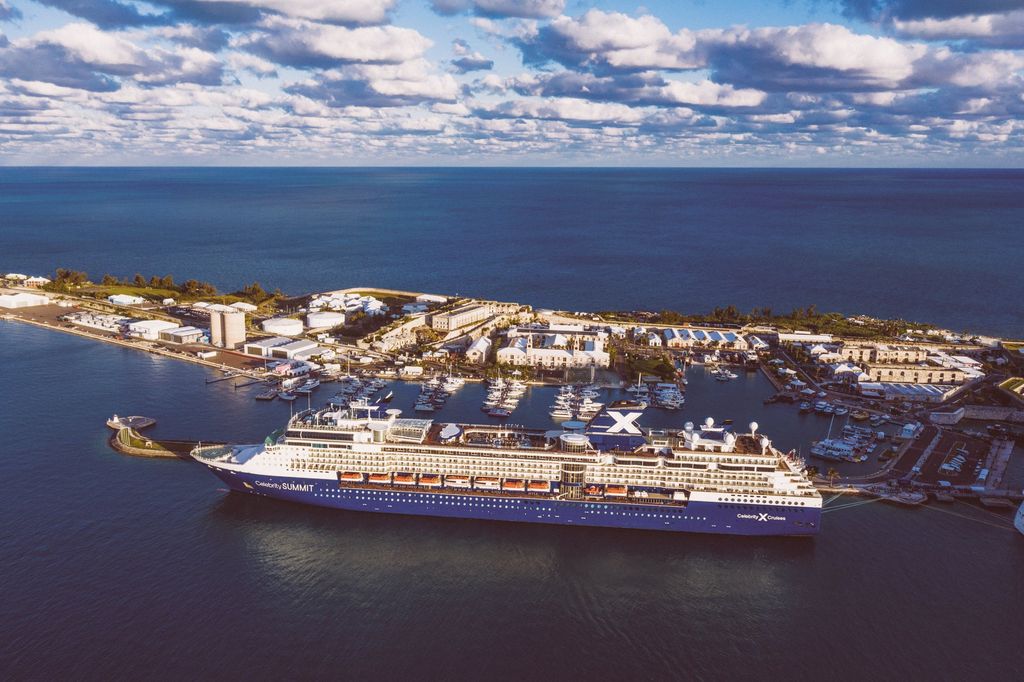 Celebrity Summit: El Celebrity Summit en puerto