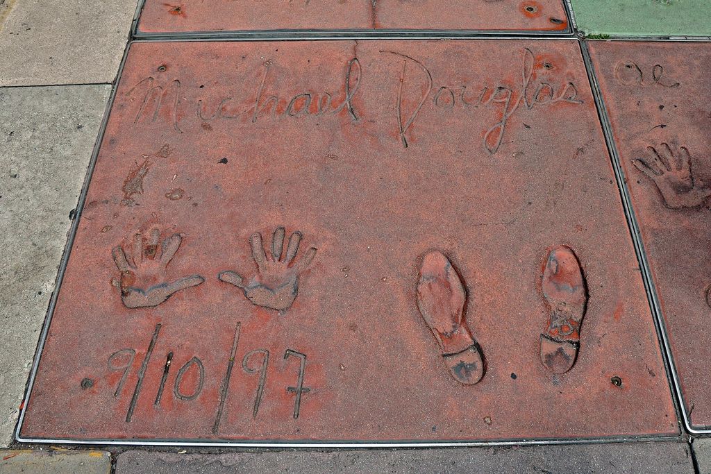 Paseo de la Fama de Hollywood: Huellas de manos y pies en el Chinese Theatre