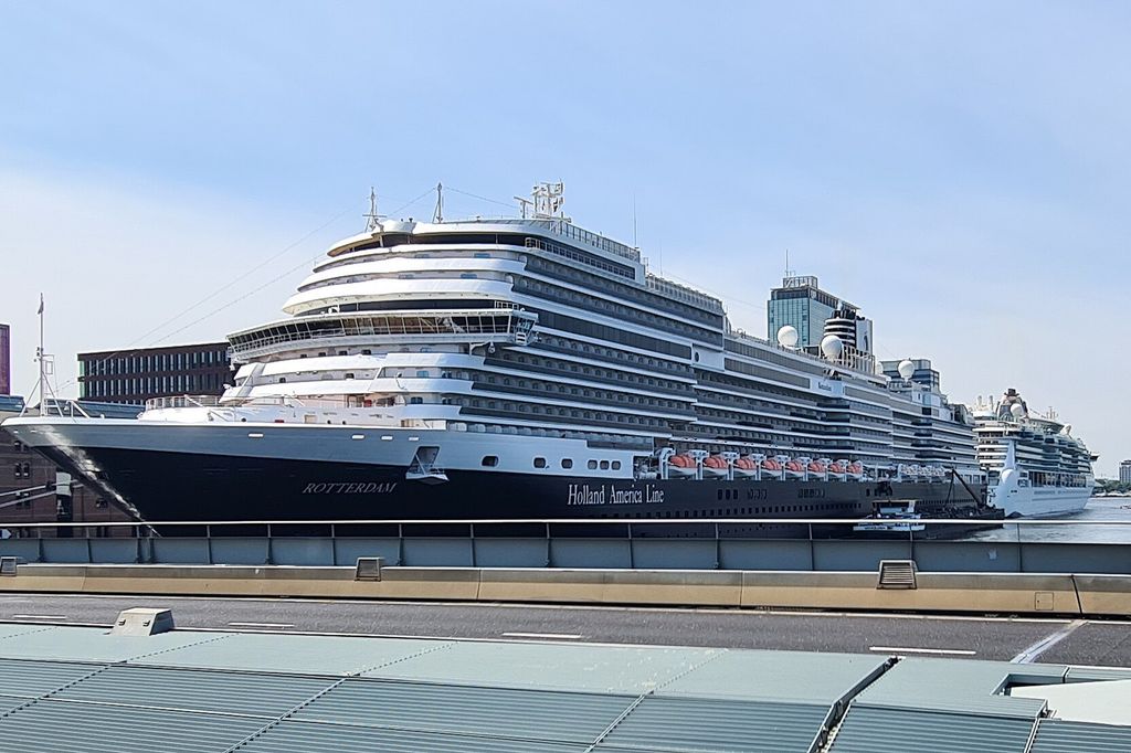 Ámsterdam: Un crucero en la Passenger Terminal Amsterdam